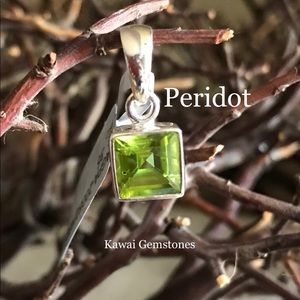 ✨Peridot Pendant ✨925 Argentium Sterling Silver✨